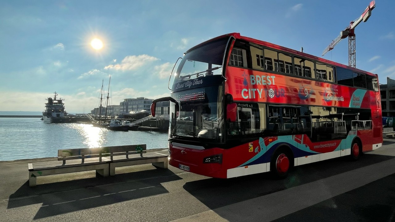 découvrez les meilleures options de transport à brest : bus, tramway, taxis et services de location pour explorer la ville et ses environs en toute simplicité. idéal pour les touristes et les habitants !