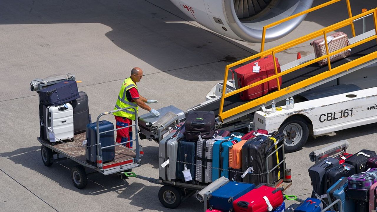 découvrez nos services de transport des bagages adaptés à vos besoins. profitez d'un service fiable et rapide pour un voyage sans souci, où que vous alliez.