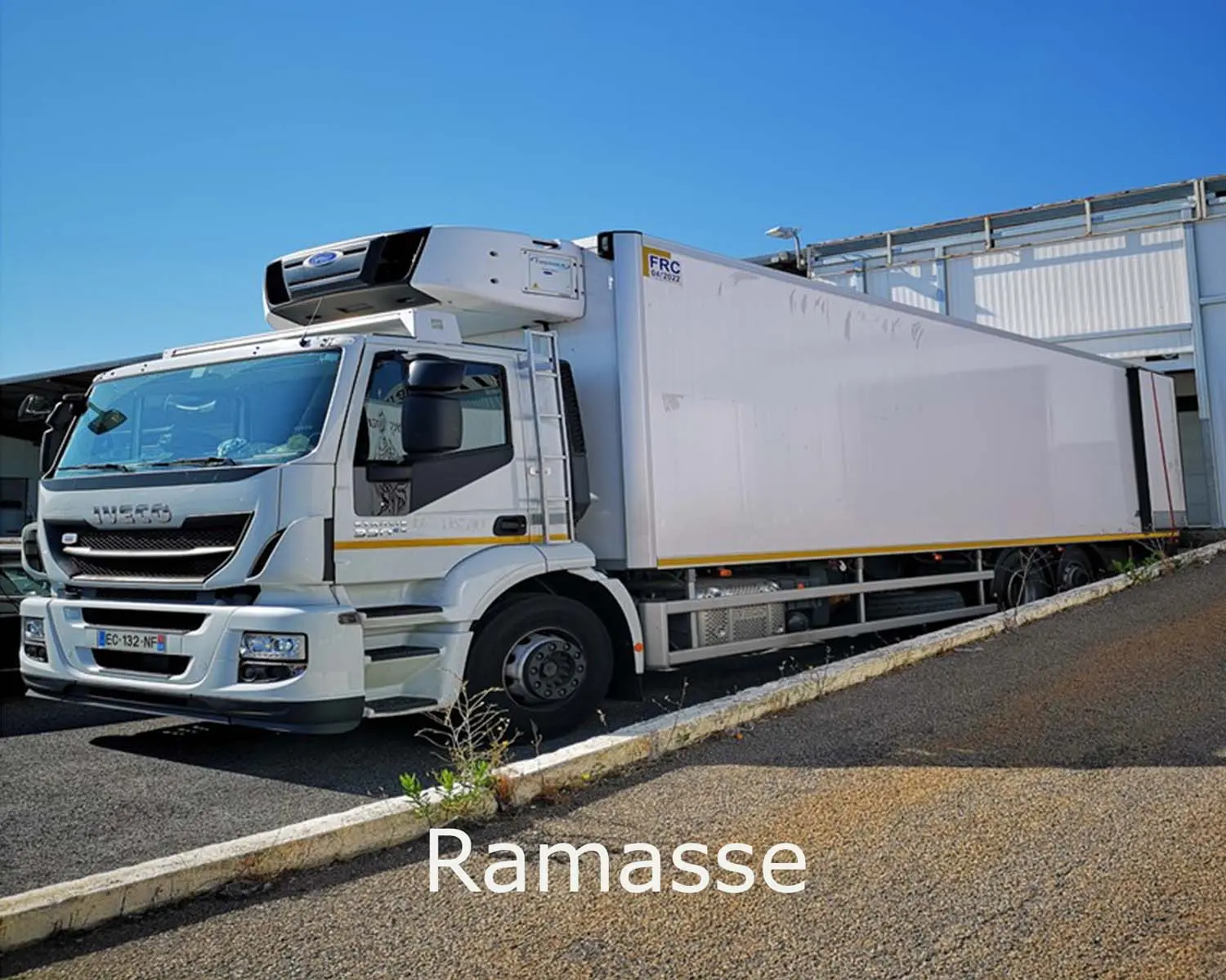 découvrez nos services de transport frigo adaptés à vos besoins. garantissez la fraîcheur de vos produits grâce à notre flotte de véhicules réfrigérés, spécialement conçus pour le transport de denrées périssables. fiabilité, sécurité et rapidité sont au cœur de notre métier.