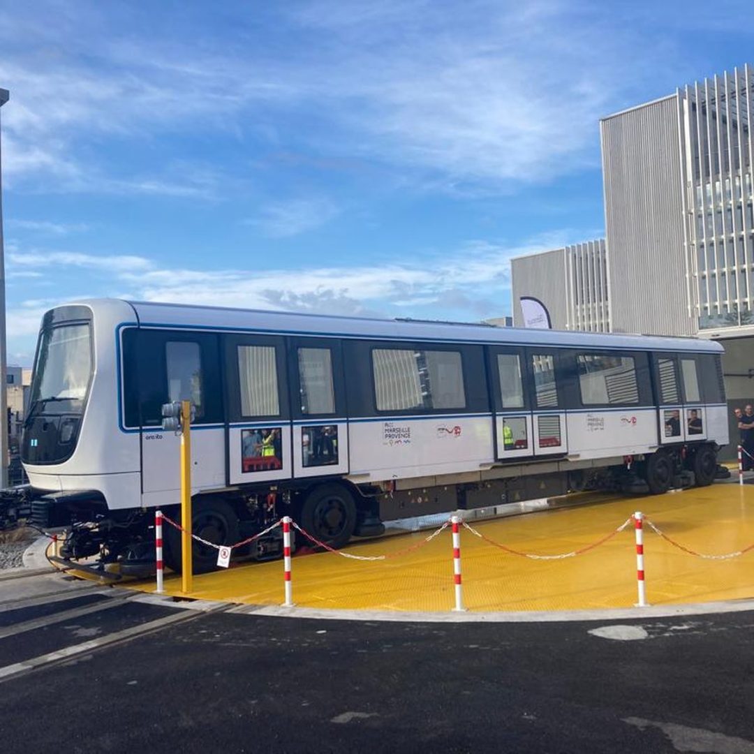 découvrez les meilleures options de transport entre marseille et angers. que vous choisissiez le train, le bus ou la voiture, optimisez votre voyage avec des conseils pratiques et des informations utiles pour un déplacement fluide et agréable.