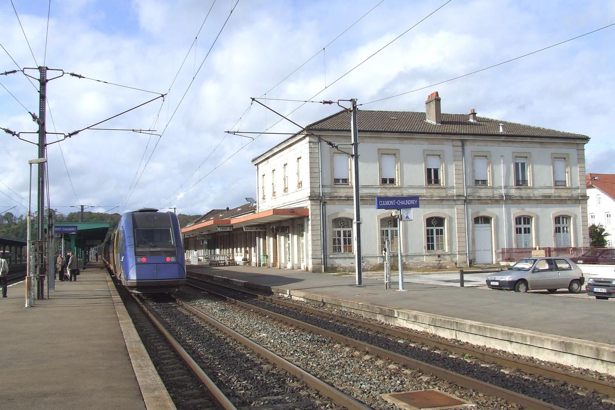 découvrez nos solutions de transport fiables et économiques entre marseille et reims. que ce soit pour un voyage professionnel ou personnel, profitez d'un service de qualité pour relier ces deux villes dynamiques. réservez dès maintenant votre trajet !