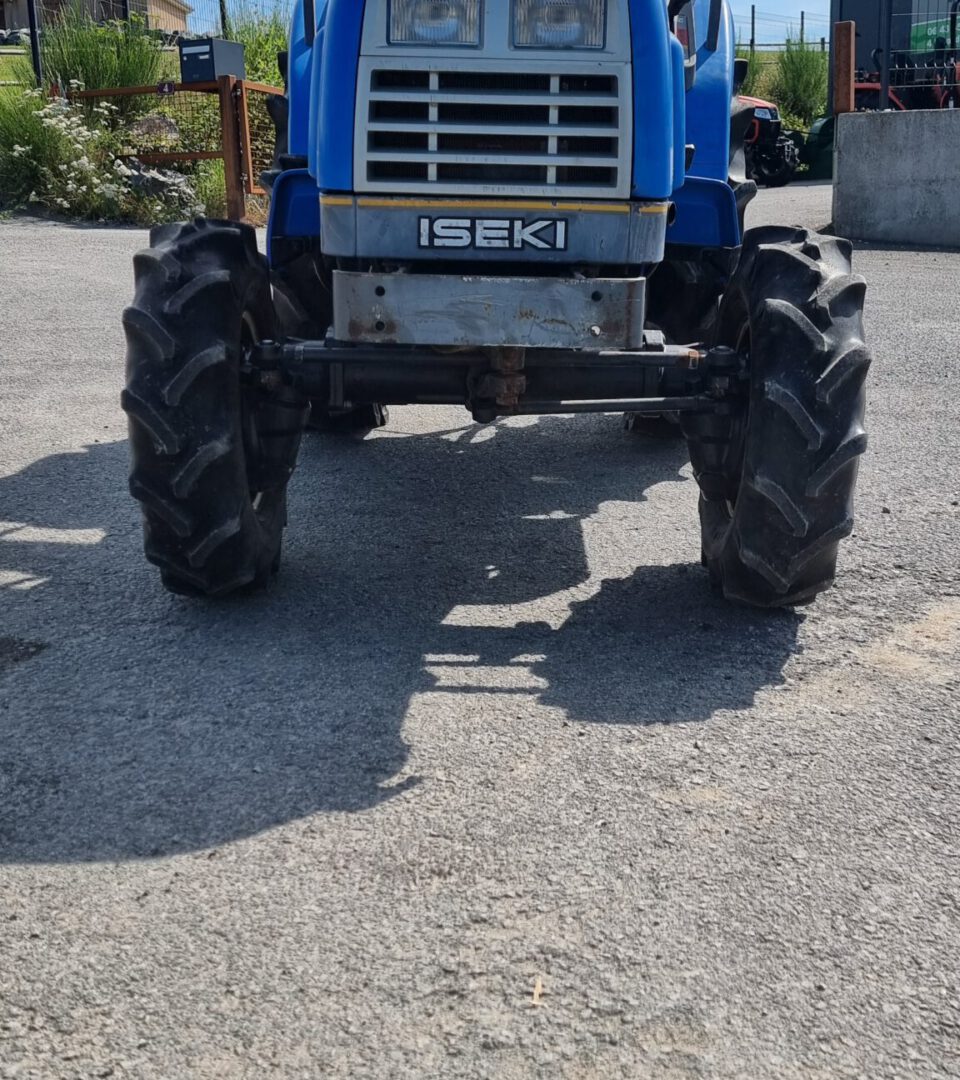 découvrez nos solutions de transport adaptées aux micro tracteurs. profitez de services fiables et efficaces pour le transport de votre matériel agricole partout en france.