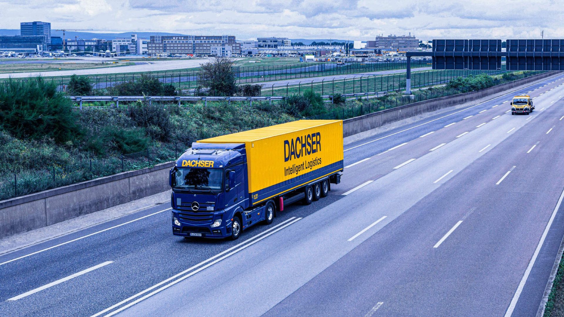 découvrez les services de transport routier à beynost, offrant des solutions logistiques fiables et adaptées à vos besoins. profitez d'un service de qualité pour le transport de marchandises, avec des professionnels expérimentés à votre disposition.