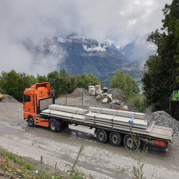 découvrez nos services de transport routier de colis dans la région 01130. fiabilité, rapidité et tarifs compétitifs pour assurer la livraison de vos marchandises en toute sérénité.