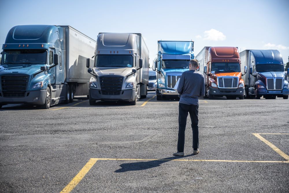 découvrez nos services de transport routier de marchandises, fiables et efficaces, pour garantir la livraison de vos produits en toute sécurité. bénéficiez d'une expertise professionnelle adaptée à vos besoins logistiques.