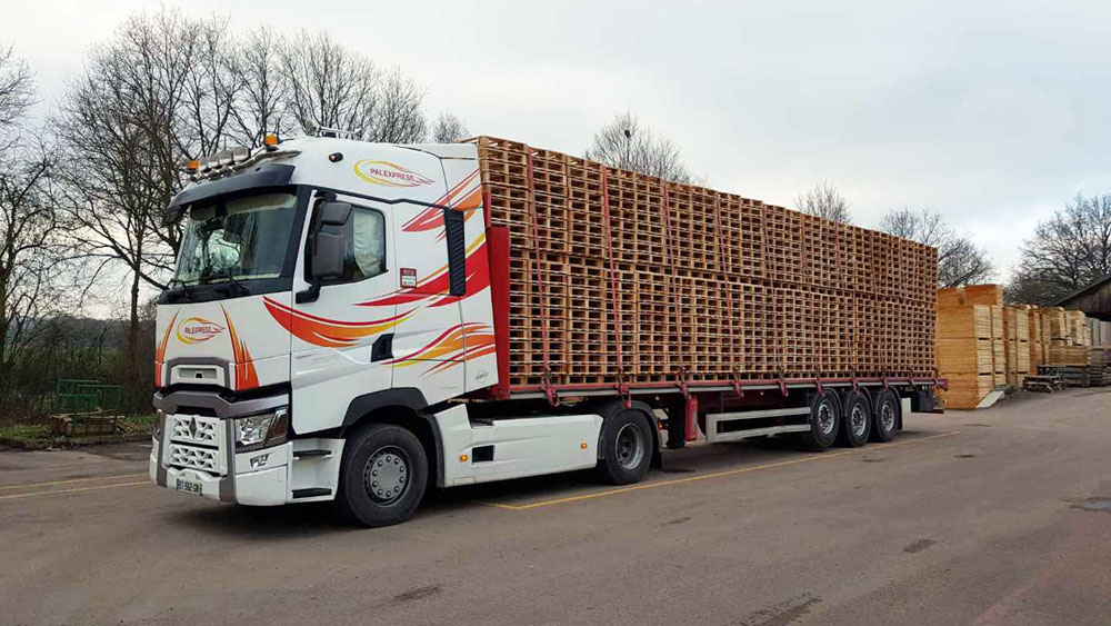 découvrez les services de transport routier à montcet, offrant des solutions rapides et fiables pour vos besoins logistiques. profitez d'une flotte moderne et d'une équipe expérimentée pour garantir la livraison de vos marchandises en toute sécurité.