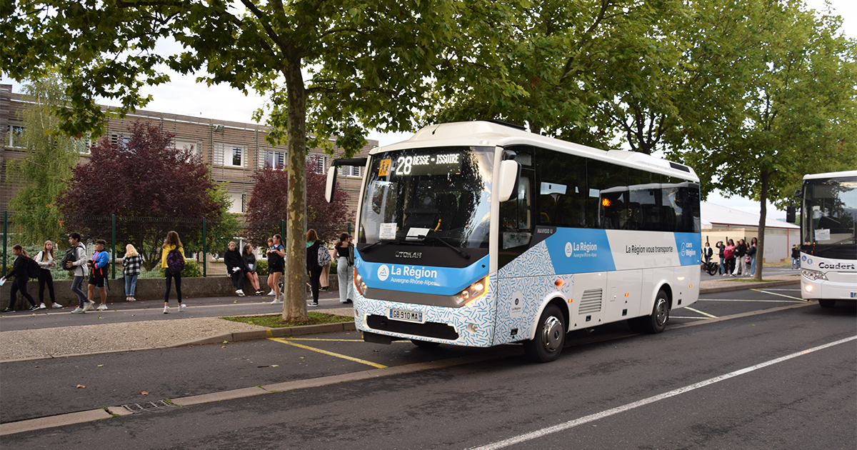 découvrez nos solutions de transport scolaire sécurisées et fiables, adaptées aux besoins des élèves et parents. assurez un parcours scolaire serein avec nos services de transport dédiés.