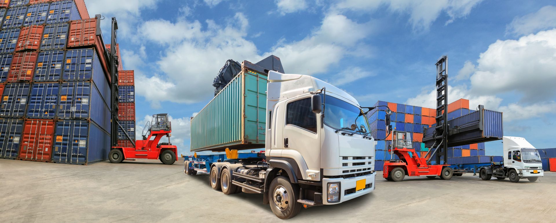 découvrez notre service de transporteur routier en france, spécialisé dans la livraison rapide et sécurisée de vos marchandises. profitez d'une expertise éprouvée pour tous vos besoins logistiques.