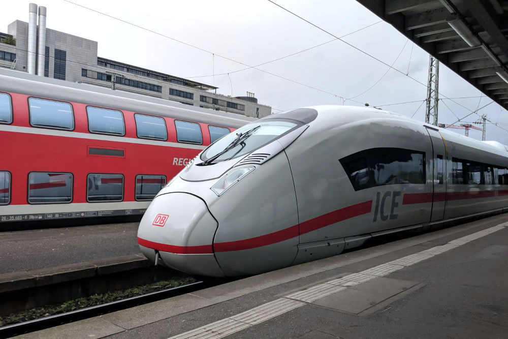 découvrez les différentes options de transports entre l'allemagne et la france, que ce soit par train, voiture ou avion. comparez les prix, les durées de trajet et choisissez le meilleur moyen pour votre voyage.