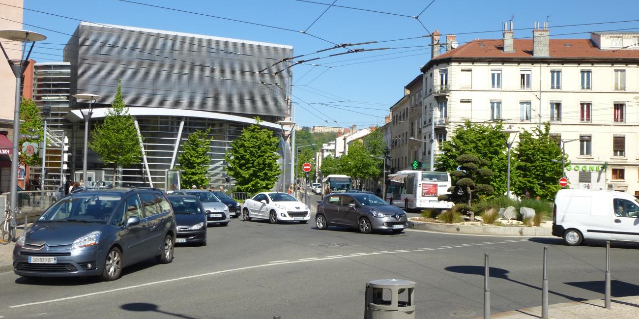 transports valmy : votre partenaire de confiance pour tous vos besoins en transport. découvrez nos services de transport de marchandises et de personnes, adaptés à vos exigences. fiabilité, rapidité et excellence au cœur de notre mission.