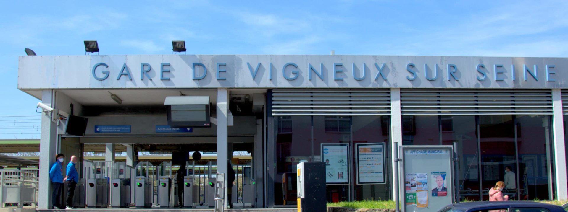 découvrez transports vigneux, votre partenaire idéal pour le transport de marchandises. profitez d'un service fiable, rapide et adapté à vos besoins, que ce soit pour des livraisons locales ou nationales. nos équipes expérimentées sont à votre écoute pour garantir une logistique efficace et sécurisée.