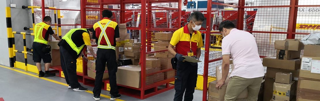 découvrez les opportunités et avantages de travailler avec dhl, leader mondial de la logistique. rejoignez une équipe dynamique et engagez-vous dans des projets innovants qui mettent en valeur votre carrière.