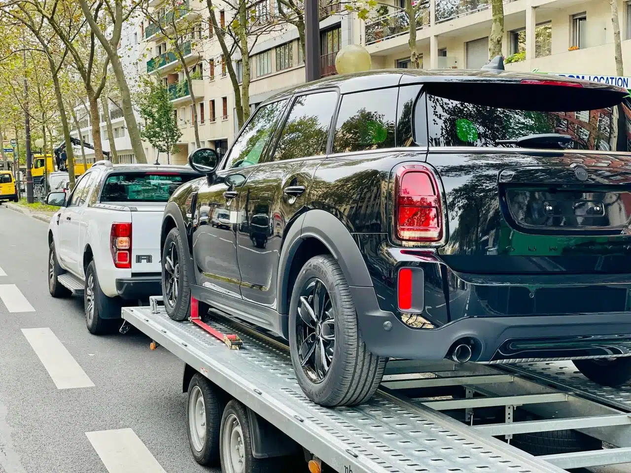 découvrez les nombreux avantages des camions plateau, idéaux pour le transport de matériels lourds et encombrants. polyvalents, robustes et adaptés à diverses applications, ces véhicules facilitent vos opérations logistiques tout en garantissant une manutention optimale.