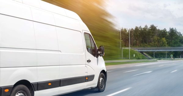 découvrez comment choisir le transporteur idéal pour vos besoins logistiques. comparez les services, tarifs et fiabilité des différents acteurs du marché pour assurer le succès de vos expéditions.