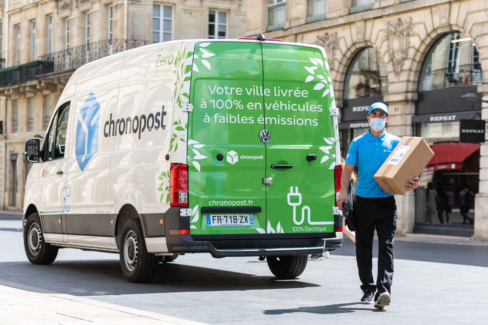 découvrez les services de chronoposte à caen pour des livraisons express rapides et fiables. profitez d'une solution de transport efficace pour tous vos envois, que ce soit pour des colis personnels ou professionnels.