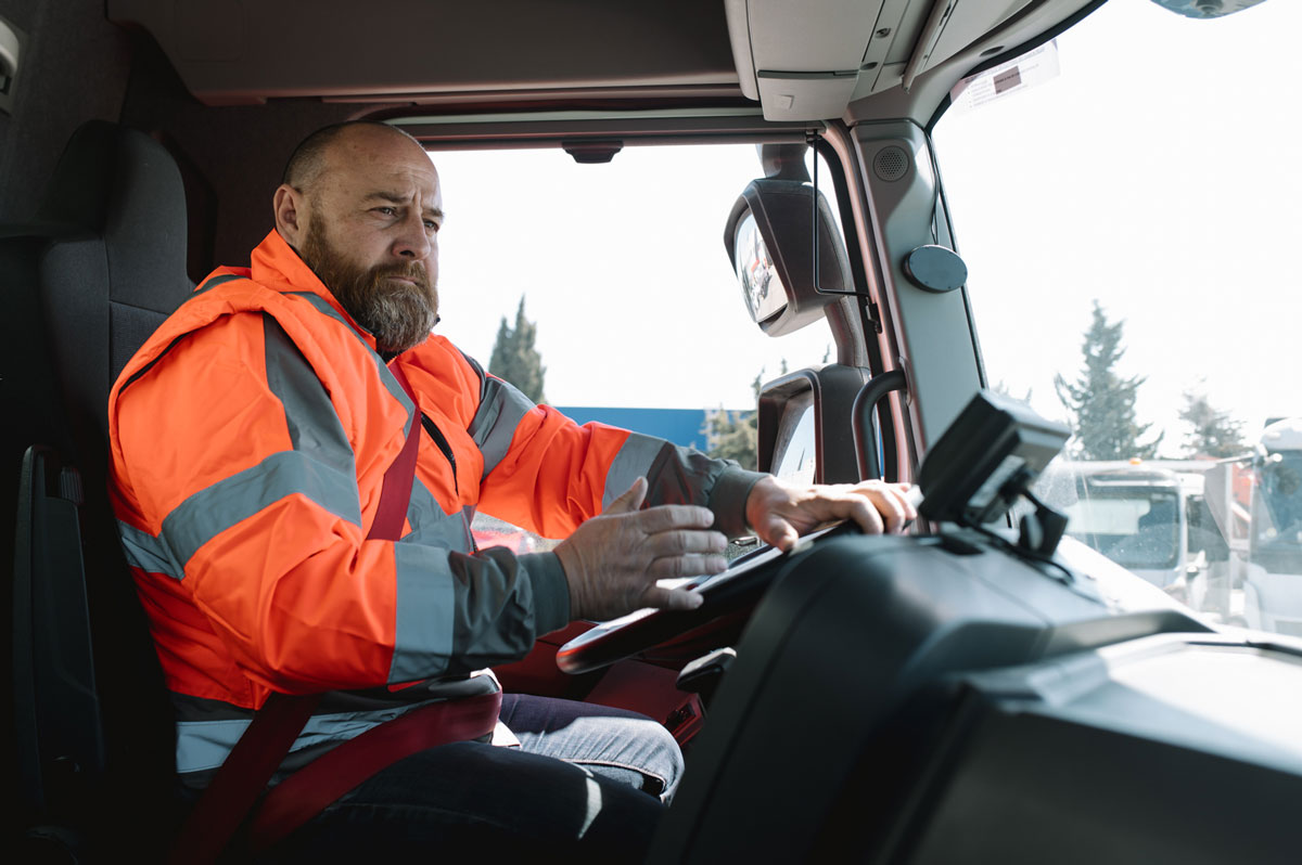 découvrez notre service de location de véhicules avec chauffeur, offrant élégance et confort pour tous vos déplacements. que ce soit pour des affaires ou des occasions spéciales, profitez d'un trajet en toute sérénité avec des chauffeurs professionnels et expérimentés.