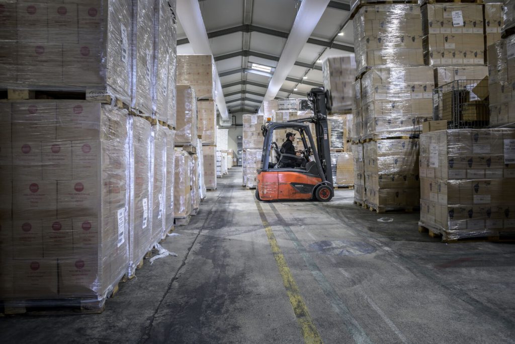 découvrez nos solutions innovantes en logistique de palettes, optimisant le stockage et le transport pour améliorer votre chaîne d'approvisionnement. profitez d'une gestion efficace et d'un service sur mesure pour vos besoins logistiques.