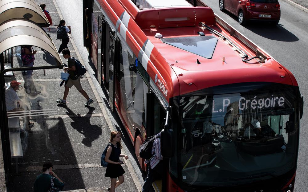 découvrez nos conseils pratiques pour optimiser vos coûts de transport. apprenez à choisir les meilleures options de transport, à négocier les tarifs et à réduire vos dépenses tout en garantissant une logistique efficace.