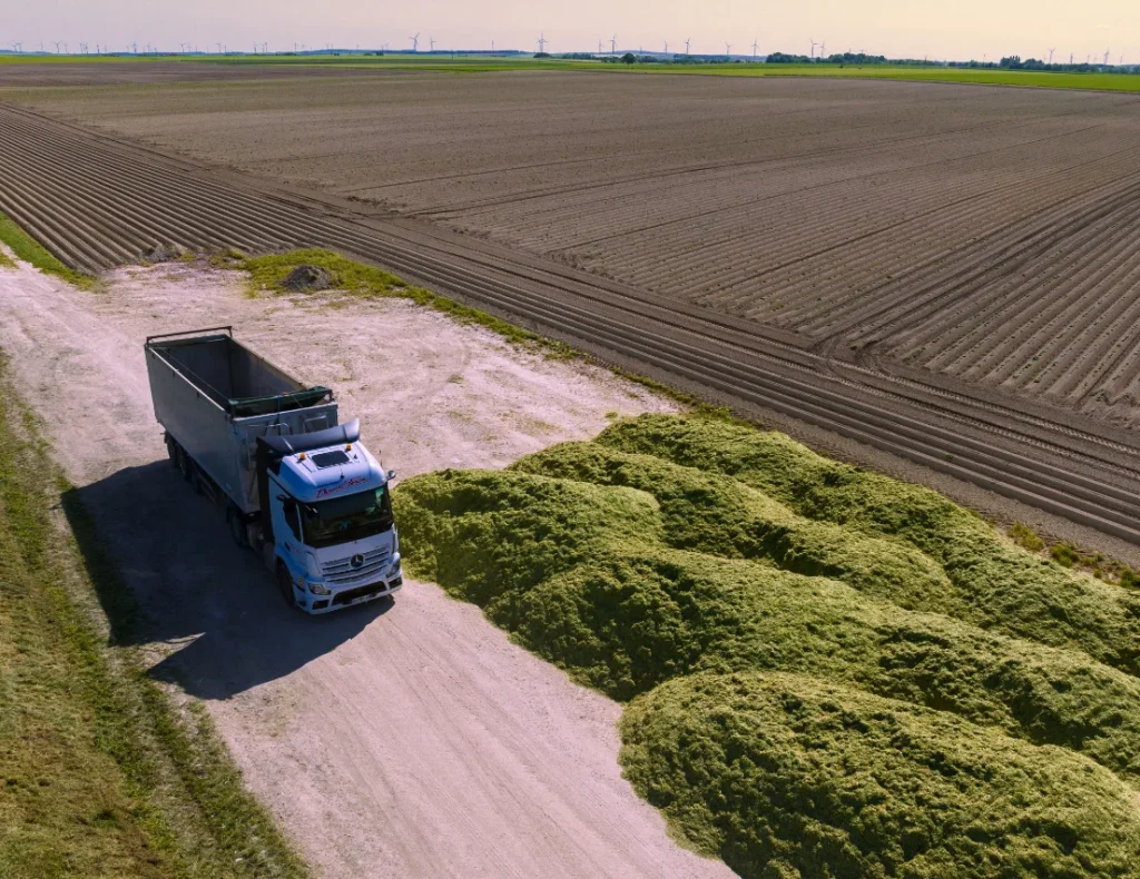 découvrez nos solutions de transport agricole innovantes et adaptées pour optimiser la logistique de vos récoltes. fiabilité, sécurité et efficacité au cœur de nos services pour les professionnels du secteur.