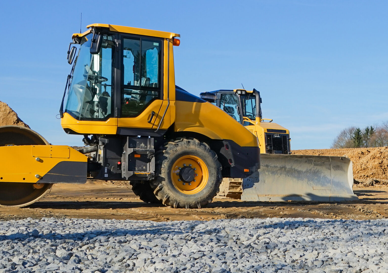 découvrez notre service de transport d'engin efficace, garantissant la sécurité et la rapidité pour vos machines lourdes. profitez d'une logistique optimisée et d'une expertise inégalée pour tous vos besoins de transport.