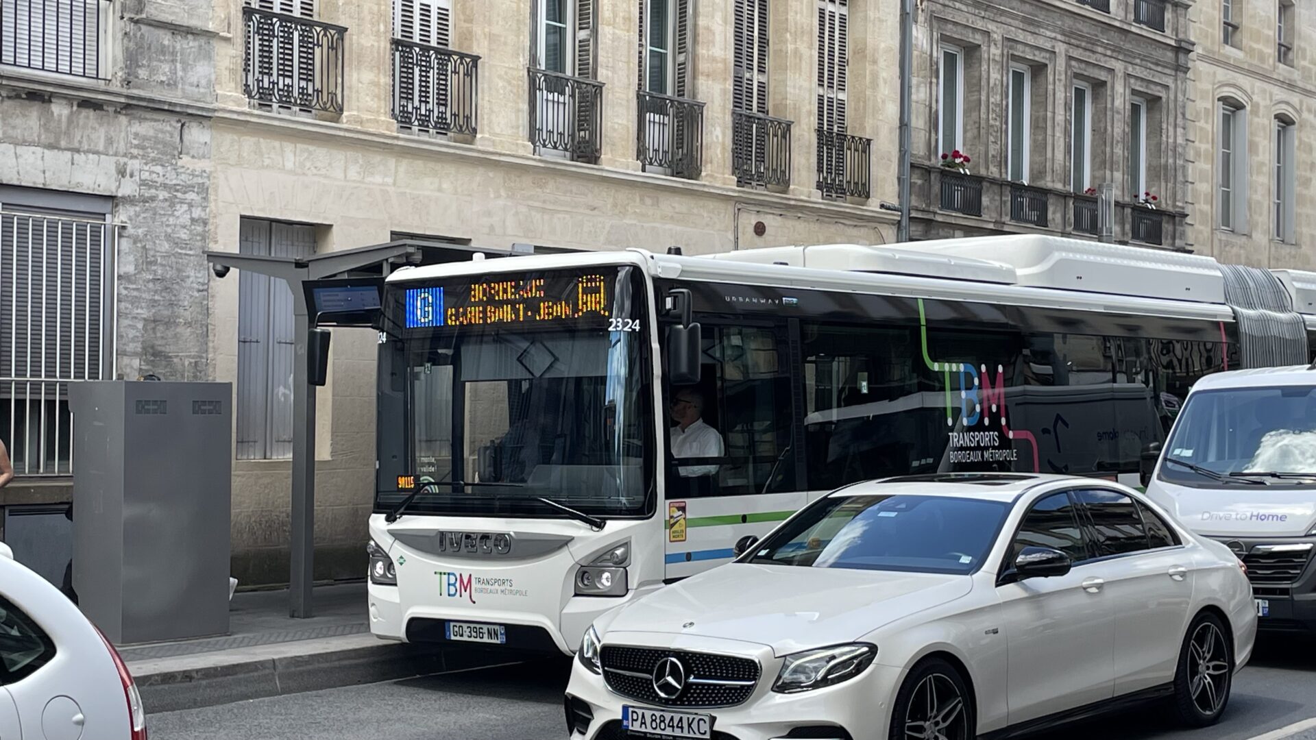 découvrez notre service de transport en ligne rapide et fiable. réservez votre transport en quelques clics et profitez d'une expérience sécurisée pour vos trajets quotidiens ou vos déplacements professionnels. simplifiez votre mobilité dès aujourd'hui !