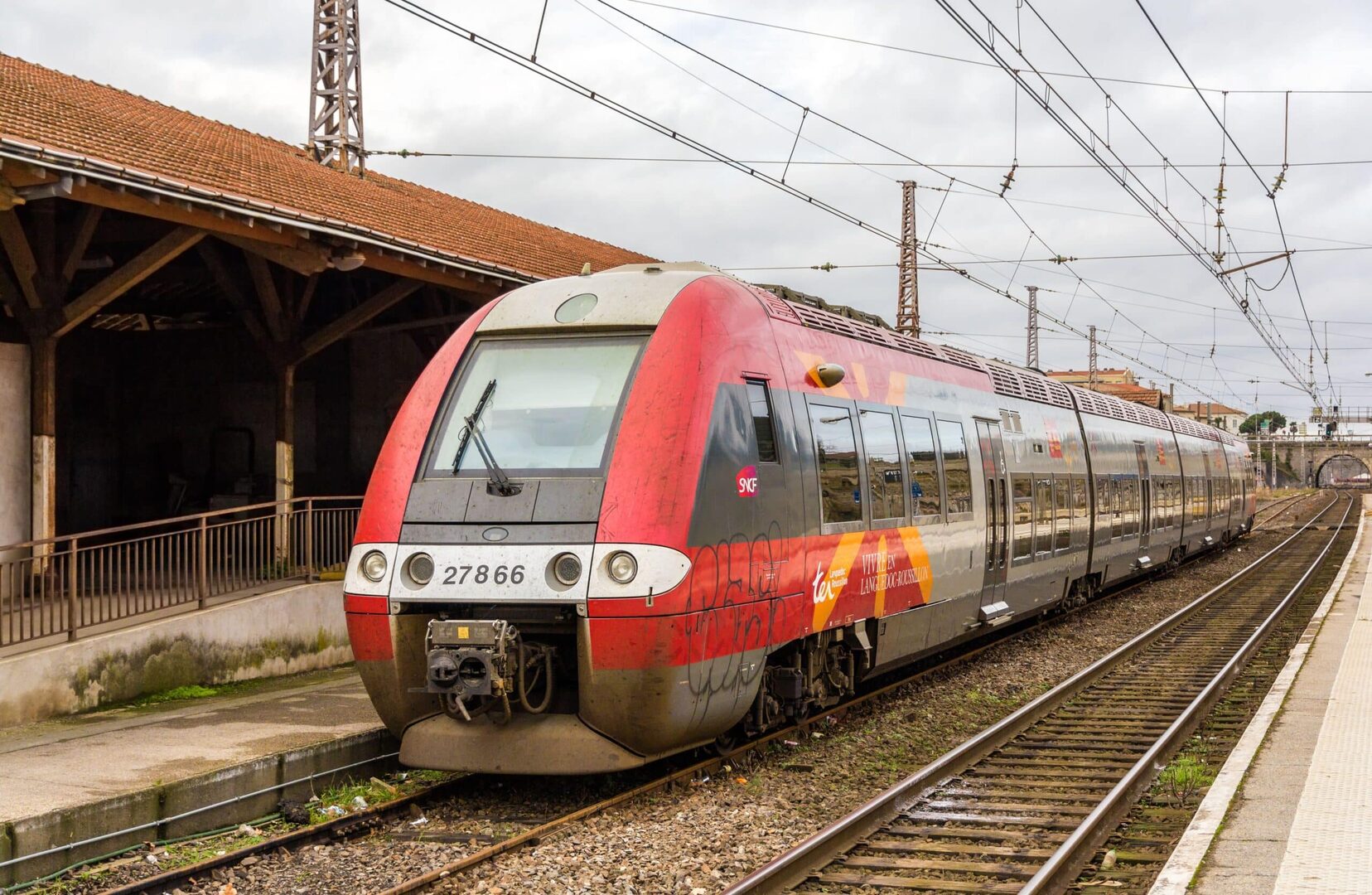 découvrez les meilleures options de transport entre paris et toulouse. que ce soit en train, en bus ou en avion, trouvez des informations pratiques et comparez les prix pour un voyage confortable et économique.