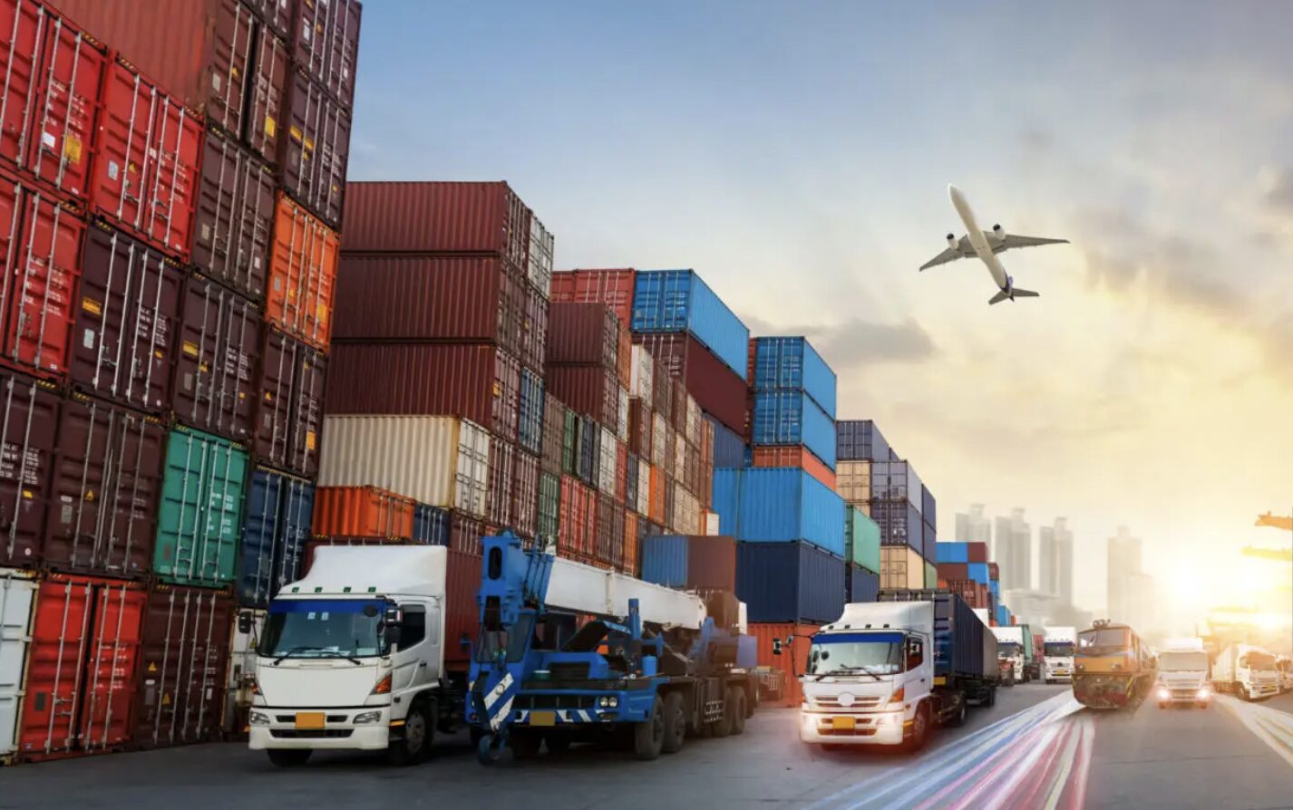 découvrez comment optimiser le transport de vos marchandises pour réduire les coûts, améliorer l'efficacité et garantir des livraisons à temps. explorez des stratégies innovantes et des solutions logistiques adaptées à vos besoins.