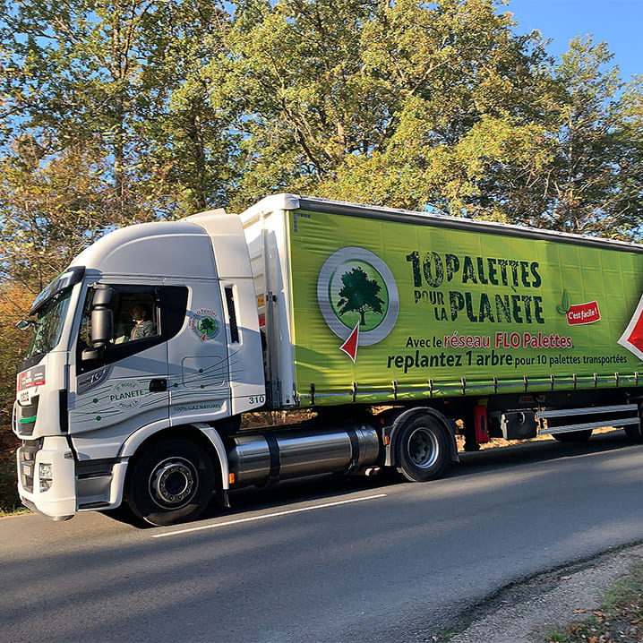 découvrez notre sélection de palettes pour camion, idéales pour le transport et le stockage de marchandises. profitez de produits robustes et durables, conçus pour répondre à tous vos besoins logistiques.