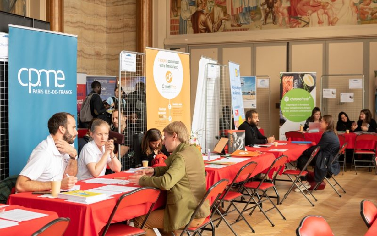 découvrez les opportunités de carrière chez chronofresh ! rejoignez une équipe dynamique et contribuez à l'innovation dans le secteur de la logistique alimentaire. postulez dès maintenant pour faire partie d'une entreprise qui valorise le talent et l'engagement.