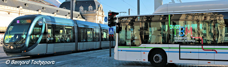 découvrez les meilleures options de transport à bordeaux : tram, bus, vélo ou voiture, pour explorer la ville et ses environs en toute simplicité.