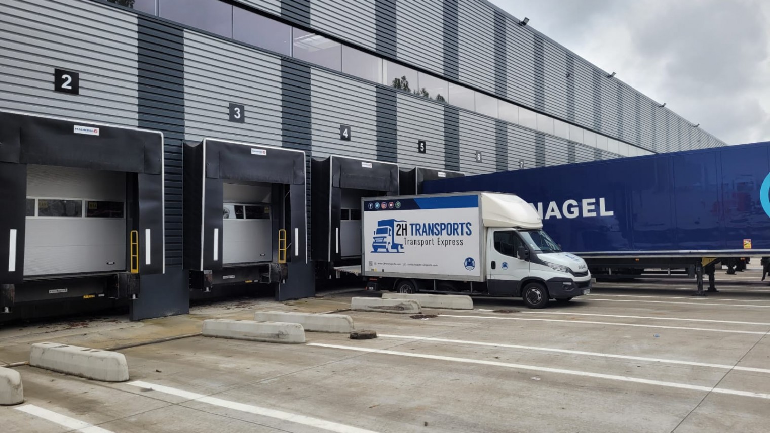 découvrez les enjeux cruciaux du transport de marchandises, notamment l'efficacité logistique, l'impact environnemental et l'évolution des réglementations. apprenez comment les entreprises innovent pour optimiser leurs chaînes d'approvisionnement et répondre aux défis du marché.